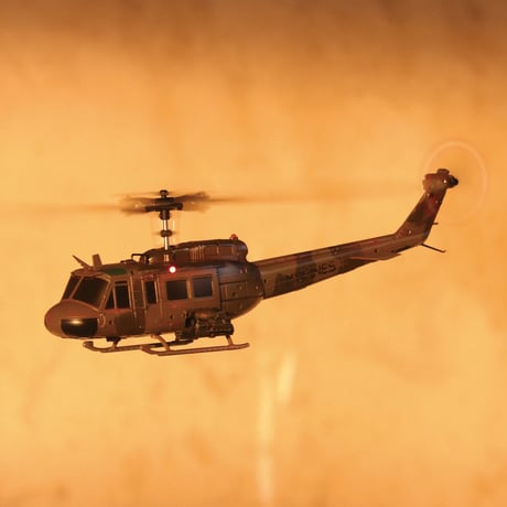 RC ERA C032 UH-1 ヒューイ カモフラージュ汚し塗装Ver RTF（技適付き）