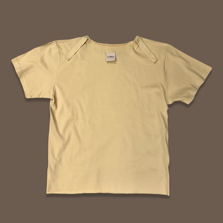 「KINDER」ユニセックスTシャツ