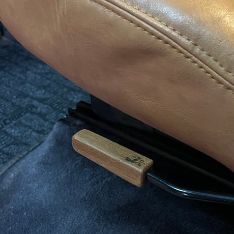 ウッドシートレバーセット（モンキーポッド）運転席、助手席用