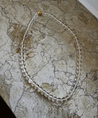 CLEAR NECKLACE