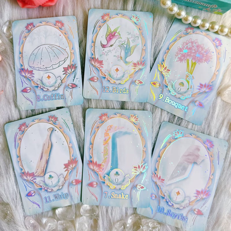【正規品】海外限定✨クリスタルのような色＆虹色箔押し✨蓮のルノルマンカード クリスタル・ロータス・ルノルマンカード｜正規輸入品 | タロクル