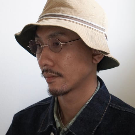 THE COLOR " CORDUROY TAPE HAT "
