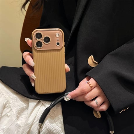 シリコン iphone17/17pro ケース 縦ラインデザイン スマホ ケース カメラ 保護 R500