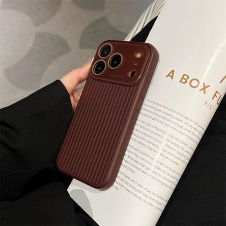 シリコン iphone17/17pro ケース 縦ラインデザイン スマホ ケース カメラ 保護 R500