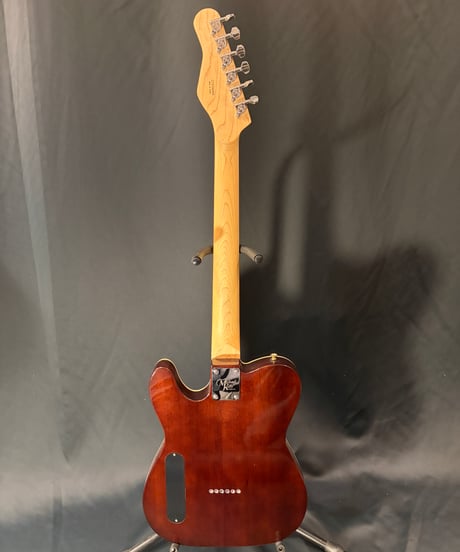 Michael kelly Guitar   58 F HOLES THINLINE SM H/H PUSHPULL KNOBS CH HDWR