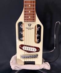 TRAVELER GUITAR　 Ultra-Light Electric