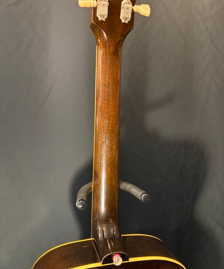 Gibson L-4
