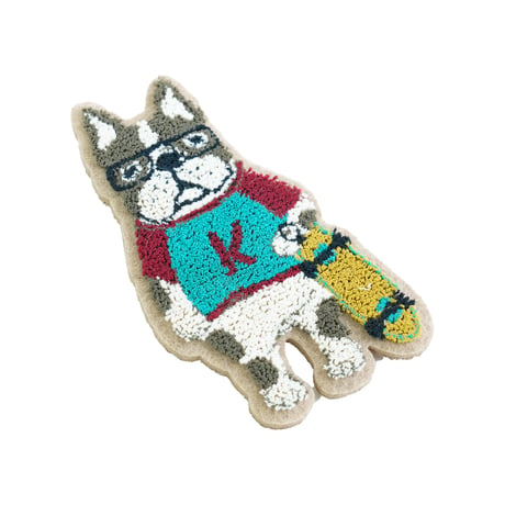 26-10096　モコモコブラシ刺繍のブローチ　パウロ