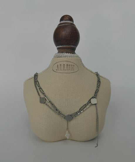 suuzy / necklace