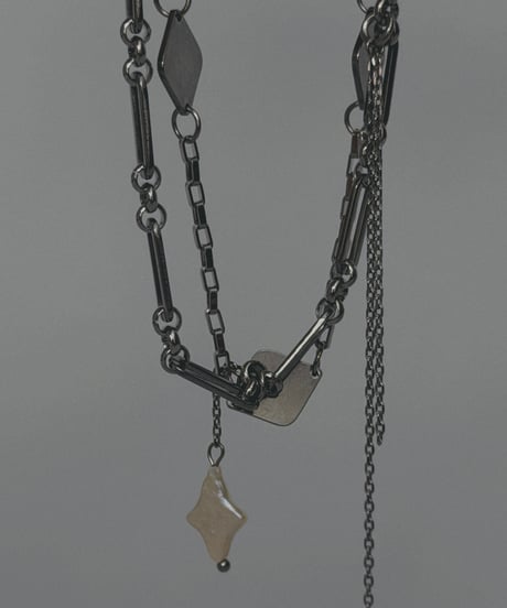 suuzy / necklace