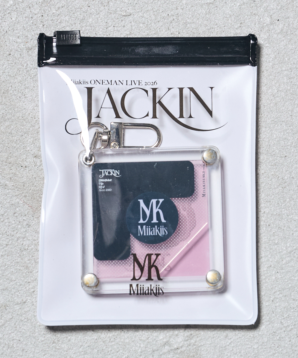 キーホルダー・アクリルキーホルダー mk MK レイヤードアクリルキーホルダー | Miiakiis Official Store