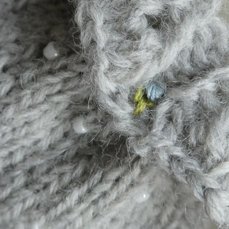 doll clothes （knit×beads）Sサイズ　帽子付き