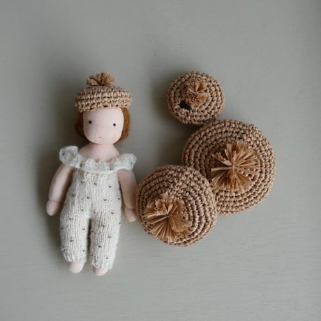 doll clothes （knit×beads）Sサイズ　帽子付き
