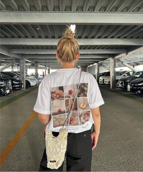 balloon apple photo tee