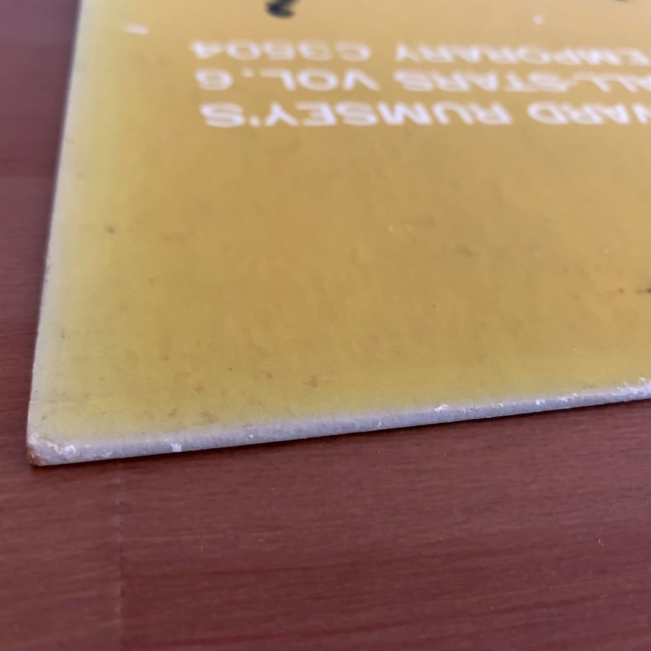 6a704acbf7b4a229072eb57d