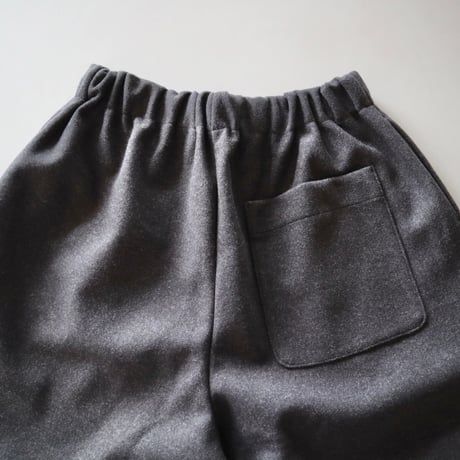 Nouvelles du paradis ハーフパンツ