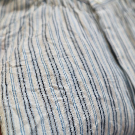 universal tissu フレンチリネン比翼開きシャーリングワイドブラウス