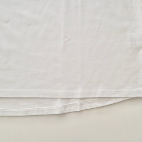 TRAVAIL MANUEL ミディ天竺バックラウンド長袖Tシャツ