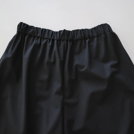 utilite タックワイドパンツ