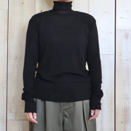 TISSU シアーハイツイストフライス タートルネックプルオーバー