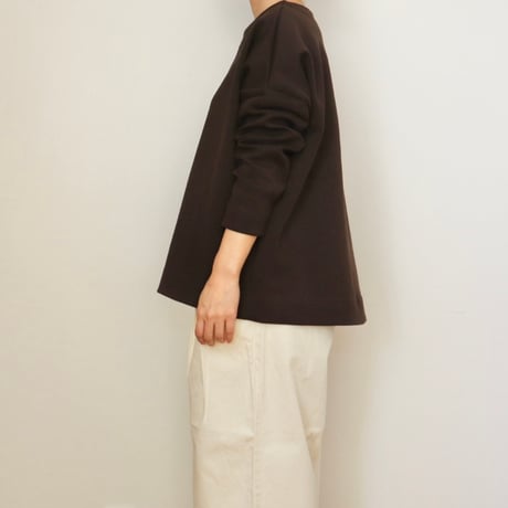 TRAVAIL MANUEL コットンダンボールプルオーバー