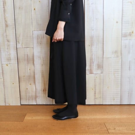 U PHORICA アシンメトリースカート