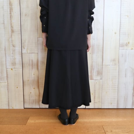 U PHORICA アシンメトリースカート