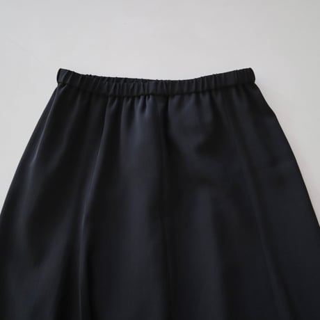U PHORICA アシンメトリースカート