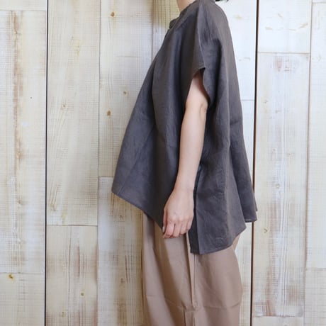 universal tissu フレンチリネン比翼開きシャーリングワイドブラウス