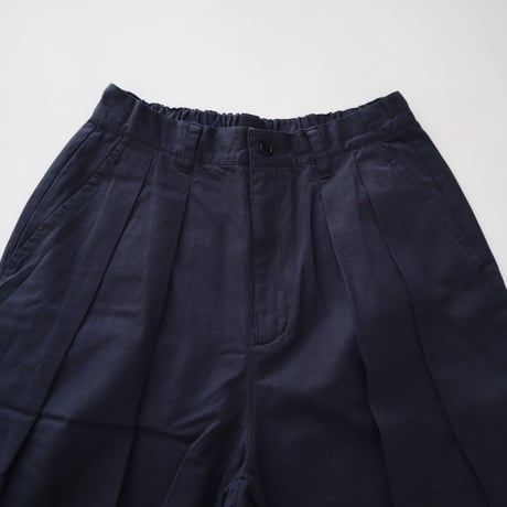 TISSU コットンリネンタックテーパードパンツ