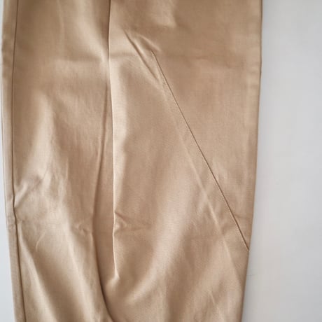 TISSU コットンリネンタックテーパードパンツ