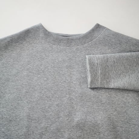 TRAVAIL MANUEL コットンダンボールプルオーバー