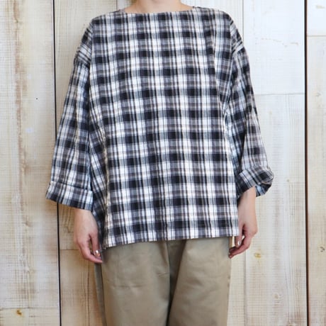 ARMEN チェックプルオーバーブラウス