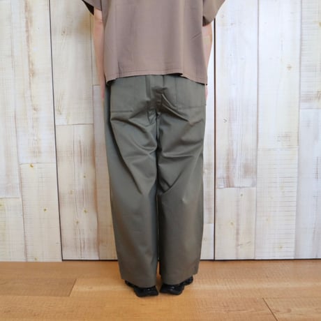 universal tissu コットンリネンタックパンツ