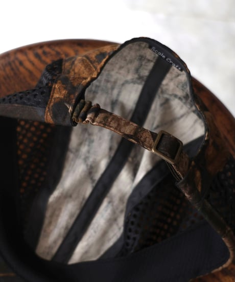 ScaleCraft - CAMOUFLAGE 4 PANEL MESH CAP -DEAD STOCK-