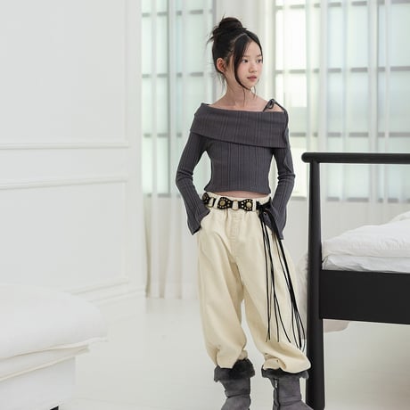 zanclover/46. ray off shorder T-shirt 3-11