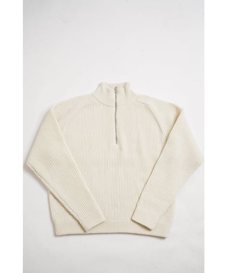 The CLASIK HARF ZIP RIB JUMPER LAMS WOOL