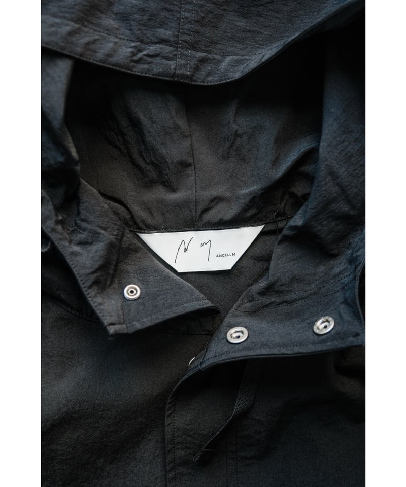 ANCELLM WRINKLED NYLON OVER HOODIE | MusterWerk