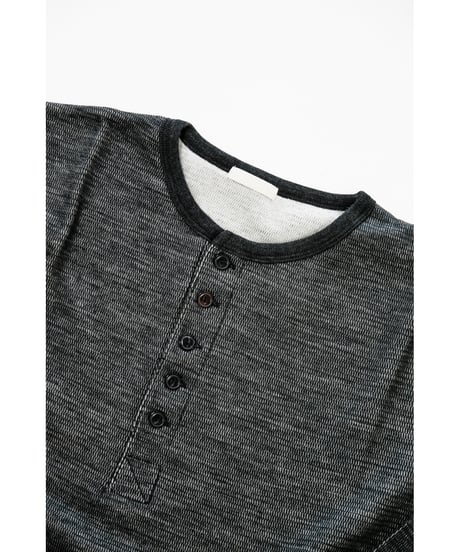 ULTERIOR W/C HONEYCOMB HENLEY - NECK TOP
