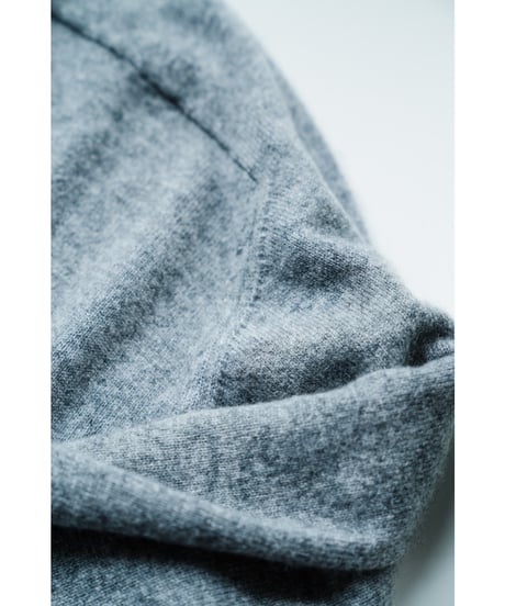BISOWN CASHMERE B V NECK