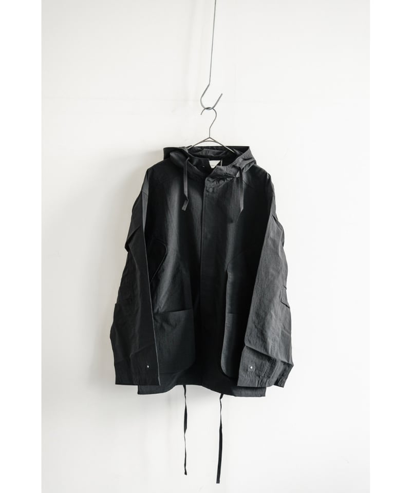 ANCELLM WRINKLED NYLON OVER HOODIE | MusterWerk