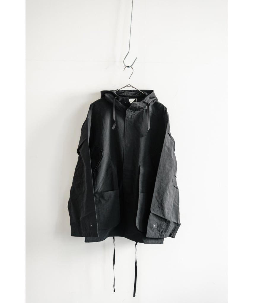 ANCELLM WRINKLED NYLON OVER HOODIE | MusterWerk
