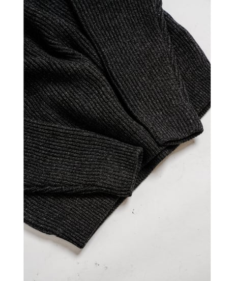 The CLASIK HARF ZIP RIB JUMPER LAMS WOOL