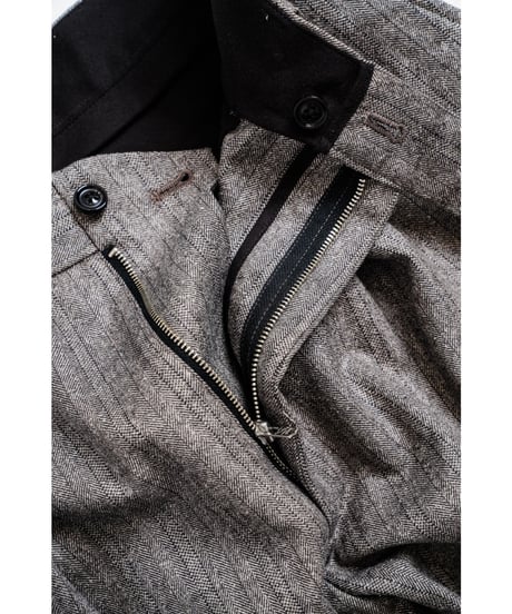 ULTERIOR W/S HERRINGBONE STRIPE TUCKED TROUSERS