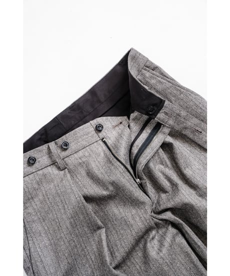 ULTERIOR W/S HERRINGBONE STRIPE TUCKED TROUSERS