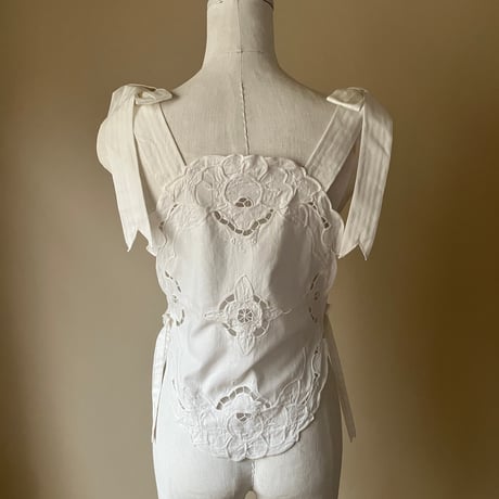 【2001 PRODUCTS】Vintage Doily Camisole No.1