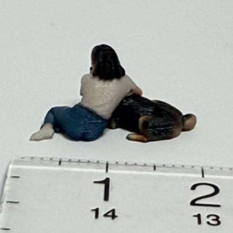 1/64 フィギュア　お姉さんとぽん太　ミニカーに　トミカに　ミニチュア　完成品
