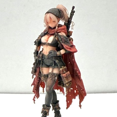 1/32 異世界の女の子　赤マント　フィギュア　ミニチュア　美少女フィギュア　完成品　ミニカーに　ジオラマ