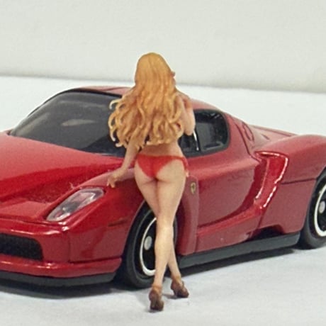 1/64 8004-01 フィギュア　水着　ミニカーに　トミカに　ミニチュア　ミニチュアイメージ　リアルフィギュア　完成品