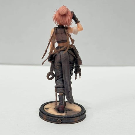 1/32 異世界の女の子　フィギュア　完成品　ミニカーに　ジオラマに リアルフィギュア　ミニチュアイメージ
